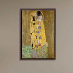 The Kiss Canvas Wall Art, Gustav Klimt Romantic Painting Print, Gold Patterned Classic, Vertical Decor for Bedroom or Living Room