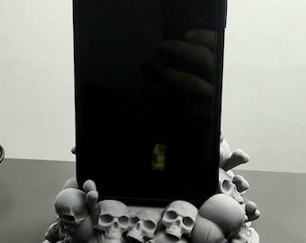 Skull & Bones Phone Stand – Gothic Desktop Holder
