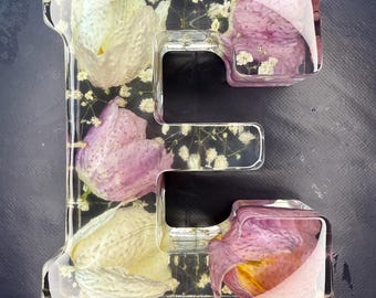 Handmade Resin Letter Keepsake – Preserved Wedding & Memorial Flowers