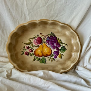 Tray Metal Toleware Beige Hand Painted Nashco New York Serving Tray with Fruit Motif