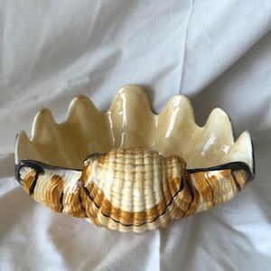 Bowl Ceramic Clam Shell Fitz and Floyd Coastal Beach Decor Coquille Sculpture