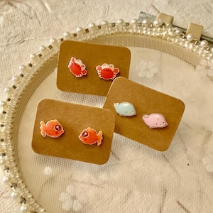 Plastic Stud Earrings Gold Fish Seals Crabs Funny Chubby Cute Adorable Affordable Everyday Low Price Cartoon Style