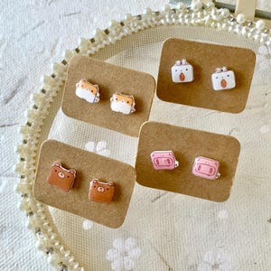 Pendientes de plástico con forma de animal, cuadrados, divertidos, regordetes, lindos, adorables, estilo de dibujos animados para todos los días.