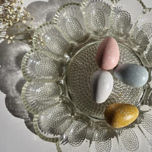 Vintage Egg Cup Holder, Egg Holder, Crystal Glass Egg Tray, Easter Egg Holder Tray, Vintage Glassware, Vintage Glass Deviled Egg Plate