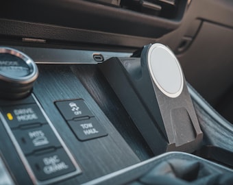 Lexus GX550 MagSafe Mount
