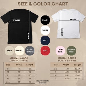 Op de afbeelding: Maat- en kleurenkaart voor Gildan unisex en jeugd t-shirts. De kaart toont breedte- en lengtematen in centimeters voor verschillende maten, evenals kleuropties zoals zwart, wit, marineblauw en rood.