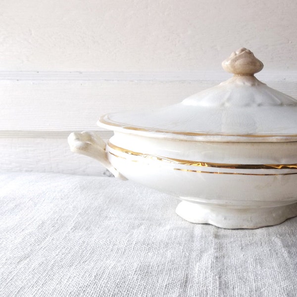 Antique Tureen. Covered Serving Bowl. Farmhouse Rustic Beauty. Rustic Shabby Collectible