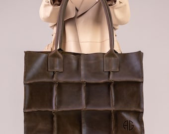 Custom Shoulder Purse Bag, Everyday Monogrammed Leather Handbag for Women, Personalized Brown Leather Tote Bag, Birthday Gift for Wife