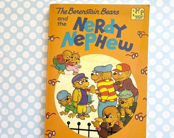 1993 The Berenstain Bears And The Nerdy Nephew - A Big Chapter Book - Illustrated - Softcover