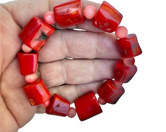 VTG Coral Beaded Stretch Bracelet