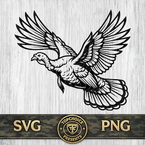 Può includere: Illustrazione in bianco e nero di un tacchino in volo con le ali spiegate. Il tacchino è dettagliato con intricati motivi di piume. L'immagine include il testo "SVG" e "PNG" con un logo circolare che dice "Topchoice Presents".