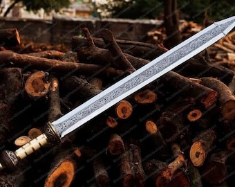 Espada romana Gladius de acero al carbono grabada a mano: empuñadura de hueso de camello y funda de cuero.