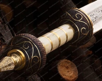 Espada romana Gladius de acero al carbono grabada a mano: empuñadura de hueso de camello y funda de cuero.