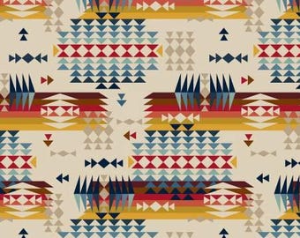 Könnte beinhalten: Ein nahtloses Muster mit einem geometrischen Design, das eine Vielzahl von Formen umfasst, darunter Dreiecke, Rauten und Quadrate. Das Muster ist in Blautönen, Rot, Gelb und Braun auf einem beigefarbenen Hintergrund.