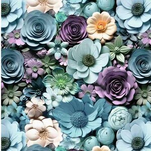 Op de afbeelding: Een dicht, gelaagd patroon van papieren bloemen in tinten lichtblauw, dieppaars en zacht crème. Het arrangement bevat diverse bloemvormen, waaronder rozen en madeliefjes, met gestructureerde bloemblaadjes en bloemharten in een herhalend ontwerp.