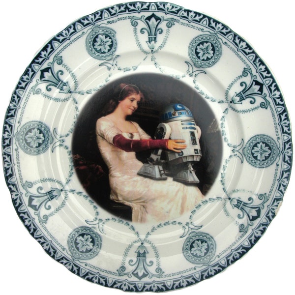 SALE  R2-D2 Renaissance Portrait Plate  - Altered Antique Plate 10"