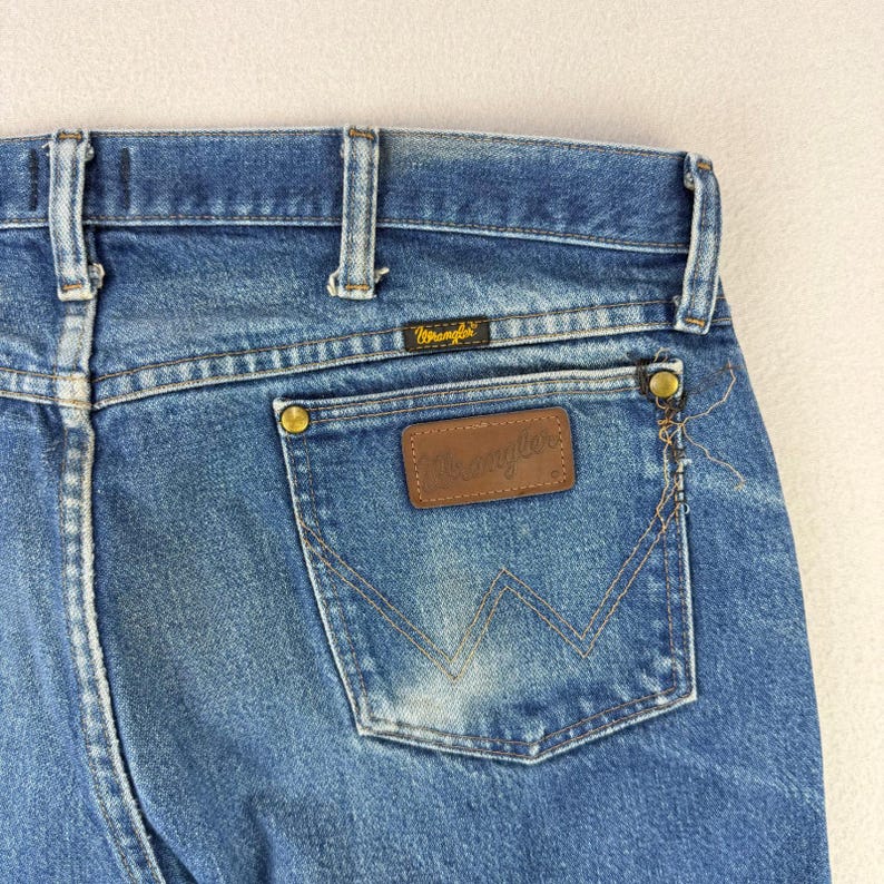 Wrangler Jeans 47MWZ Cowboy Cut Mens 36x30 Blue Faded Distressed Denim Rodeo Y2K image 5