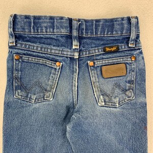VTG Wrangler Jeans Kids 7 Slim Distressed Cowboy Cut 13MWZ Bootcut Whiskering Bild 4