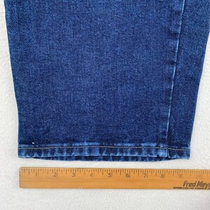 Jeans Wrangler Mom Jeans VTG para mujer, talla 20, lavado oscuro, tiro alto, pierna recta, estilo western. imagen 11