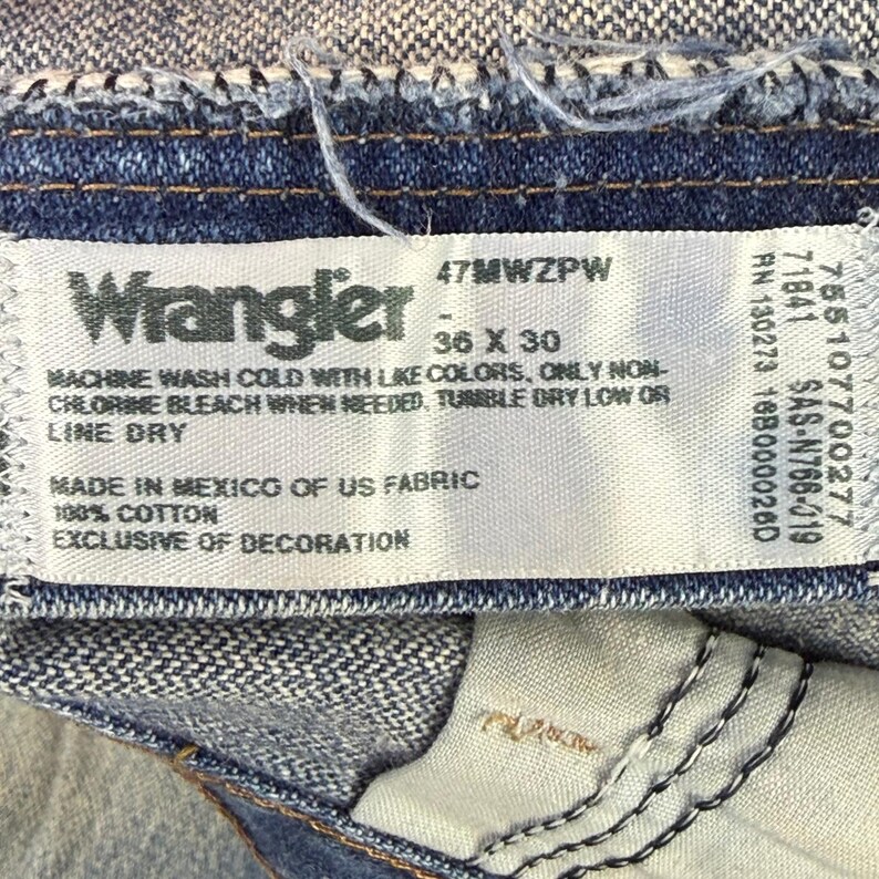 Wrangler Jeans 47MWZ Cowboy Cut Mens 36x30 Blue Faded Distressed Denim Rodeo Y2K image 7