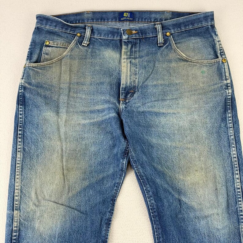 Wrangler Jeans 47MWZ Cowboy Cut Mens 36x30 Blue Faded Distressed Denim Rodeo Y2K image 2