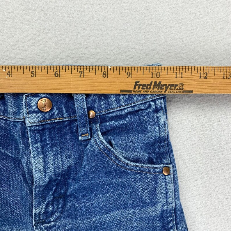 VTG Wrangler Jeans Kids 7 Slim Distressed Cowboy Cut 13MWZ Bootcut Whiskering Bild 8