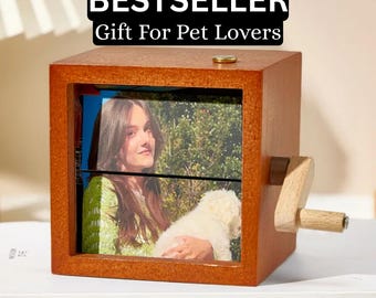 Personalized 8 or 16 Photos Flipbook Box with Light – Custom Wooden Animation Gift for Anniversary, Wedding, Birthday, Mom or Couple