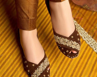 Brown Velvet Bridal Jutti: Hand-Embroidered Pakistani Wedding Flats