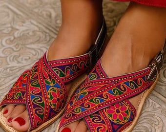 Handcrafted Embroidered Leather Peshawari Sandals: Pakistani Kheri Flats