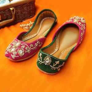Handcrafted Embroidered Khussa | Traditional Pakistani Jutti for Women | Bridal & Festive Shoes