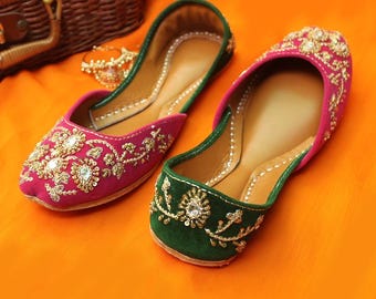 Handcrafted Embroidered Khussa | Traditional Pakistani Jutti for Women | Bridal & Festive Shoes