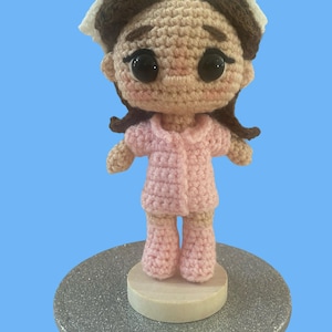 Chibi Olivia "the cure"-inspirerad virk-/amigurumi-docka