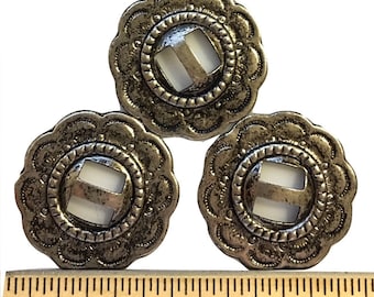 Conchos 1 1/2" Scalloped Antique Nickel Silver Finish 20 Pcs