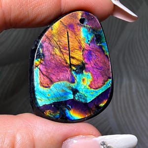 HANALION Finnish Spectrolite Pendant Stone 17.7g Rare Golden Thread Line Rainbow Flash Ylämaa Finland One of a Kind