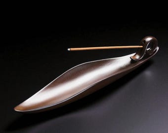 Ceramic Backflow Incense Burner: Zen Meditation & Aromatherapy Decor