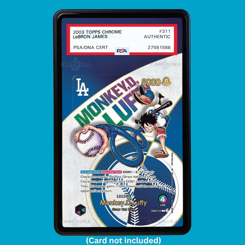 Showcase your Monkey D. Luffy Dodgers EB02-010 with a premium extended art display case designed for graded One Piece cards. This collectible display combines hand-drawn extended artwork, a magnetic aluminum case, and UV-protective tempered glass to