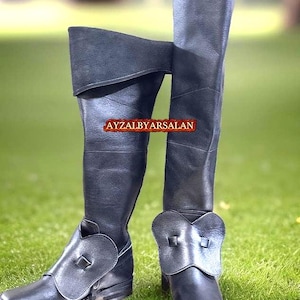 Musketeer High Knee Boots: Authentic 17th-Century Style for Reenactments, Festivals, and Roleplay,