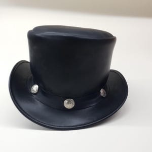 Black Leather Steampunk Top Hat with Silver Conchos – Handmade Gothic Victorian Costume Hat – Festival, Cosplay, or Steampunk Accessory