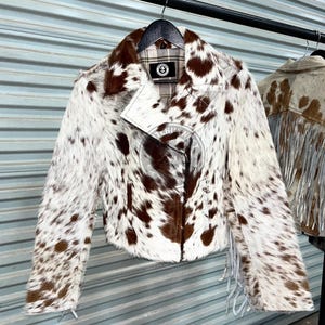 Genuine Handmade Cowhide Hair-On Fringe Leather Jacket – Unisex Western Brown & White Biker Coat, Cowhide Rodeo and Festival Wear