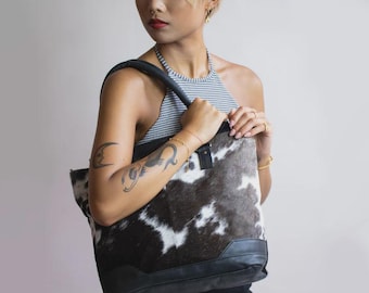 Handmade Black and white  Hair-On Cowhide Tote Bag: Western Style Leather Purse