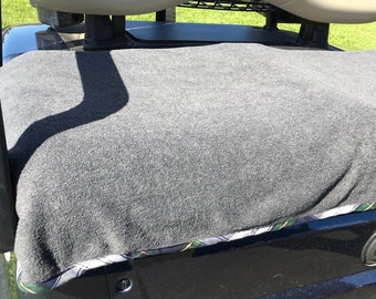 Grijze fleece stoelhoes voor golfkar met geruite rand