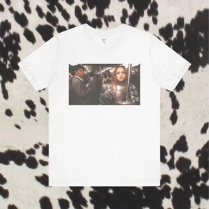 Fiona Apple Knight Tee, Unisex Shirt for Music Lovers, Subway Fantasy Short Sleeve Top, Musician Fan Gift, Alternative Rock Fashion, Indie