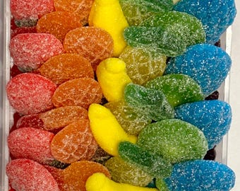 Tablero de dulces arcoíris: gomitas coloridas para fiestas, regalos y celebraciones / Bandeja de acrílico para dulces