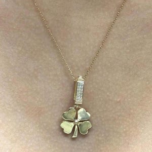 14K Gold Lucky Clover Necklace – Good Luck Jewelry, Elegant & Meaningful Gift for Her, Valentine’s Day Gift , Perfect For Special Occasions