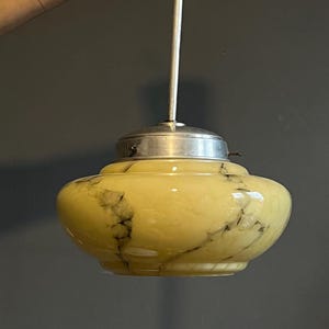 Art Deco Vintage Pendant Light from the 40s /  Art Deco Pendant Light / Antique Chandelier / Vintage Light / Marble Glass / Bauhaus /