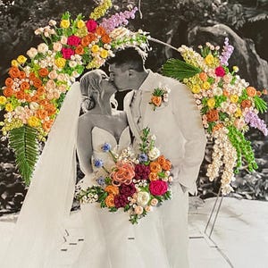 Embroidered photo - Medium to large size bouquet with two floral arrangements - Personalized wedding gift - Handmade