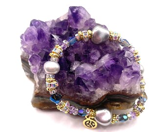 Pulsera vintage de cuentas apilables con cristales Swarovski y baño de oro de 18 quilates.