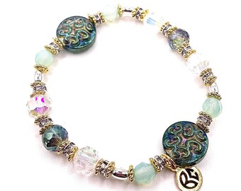Pulsera de cuentas vintage con cristales Swarovski y baño de oro de 18 quilates.