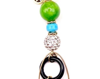 Charm para bolso estilo vintage, cristales Swarovski y checos, chapado en oro de 18 quilates.