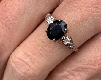9ct Gold Natural Black Sapphire Solitaire Diamond Shouldered Ring 9k 375